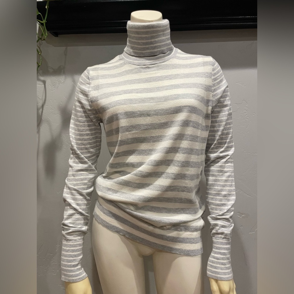 New cashmere and cotton blend Striped Gray and White Turtleneck Sweater size M
